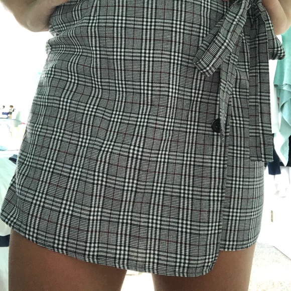 Plaid mini skirt - Picture 3 of 5